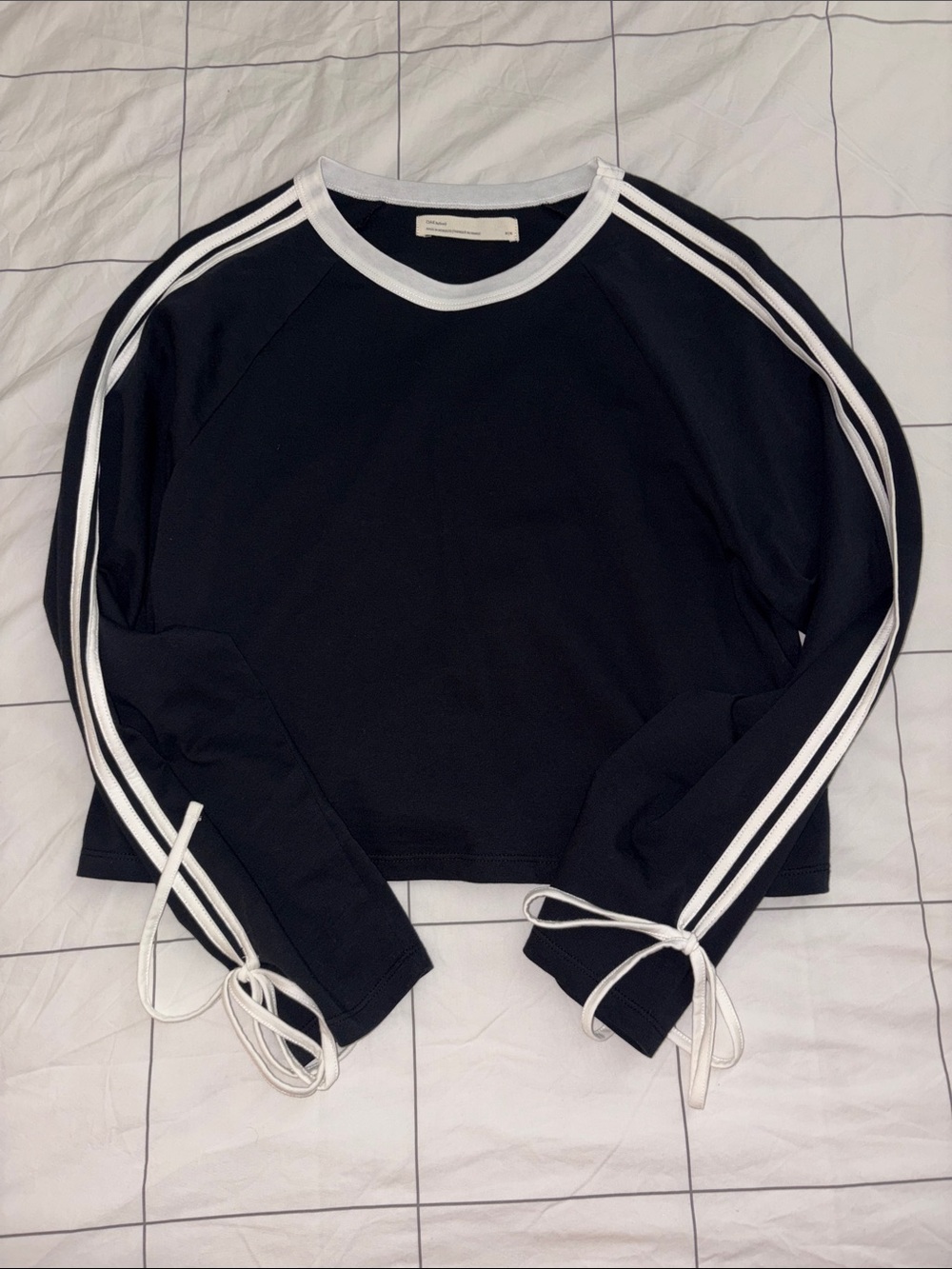 OAK + FORT Black Long-Sleeve Crop Top with White Stripe Trim